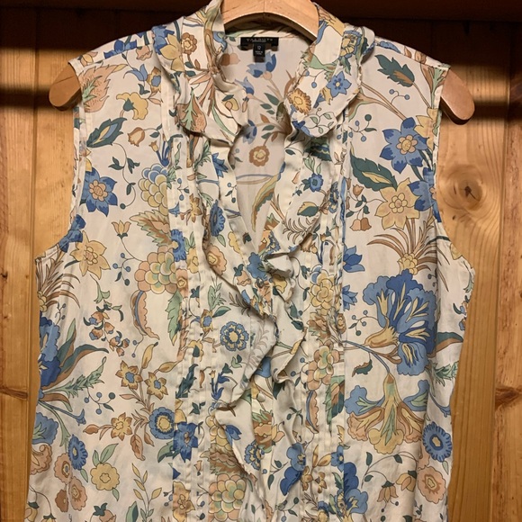 Talbots Top sleeveless beautiful flower pattern Silk58% 42%Cotton - Picture 2 of 4